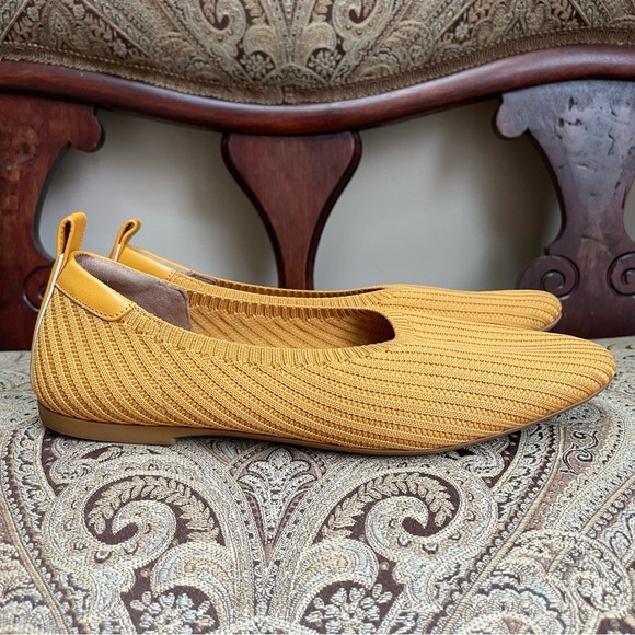 Everlane The Day Glove in ReKnit Flats Slip On Shoes in Mustard Yellow Size 9.5 - Picture 2 of 11